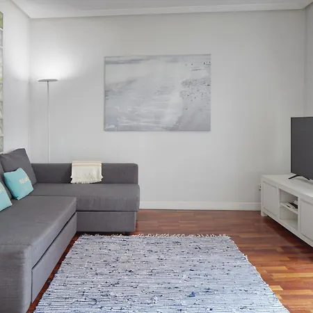 Always Easy I Escolta Real