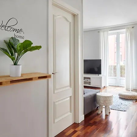 Always Easy I Escolta Real Apartamento